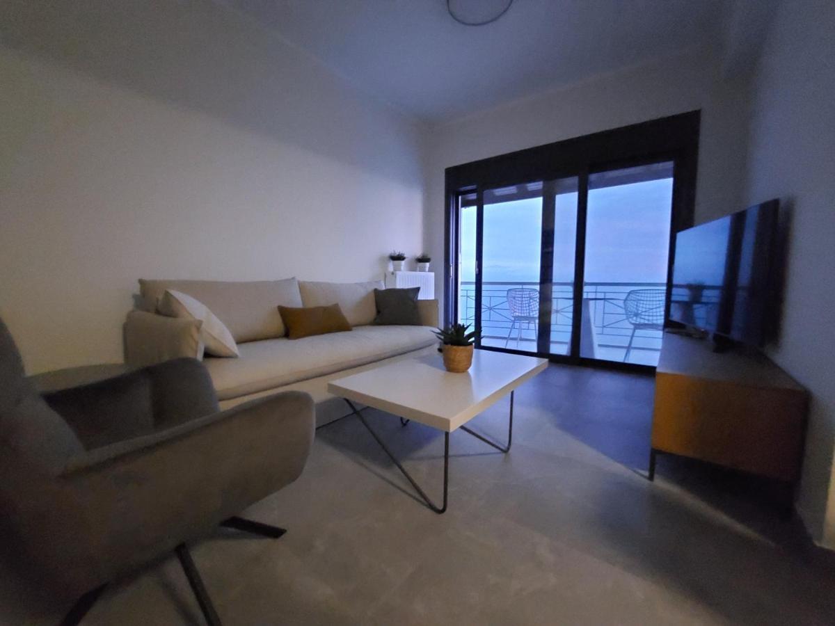 Christellie Luxury Apartment Kiaton Bagian luar foto
