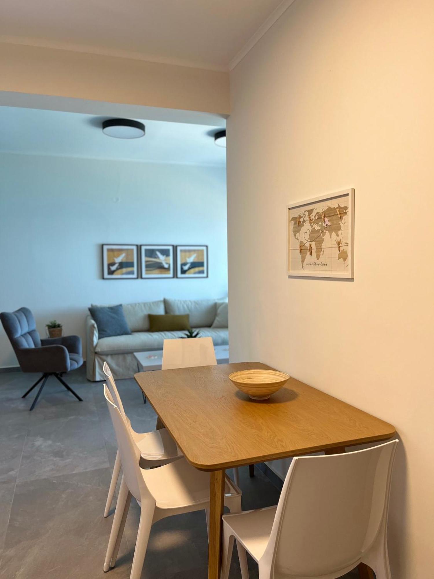 Christellie Luxury Apartment Kiaton Bagian luar foto