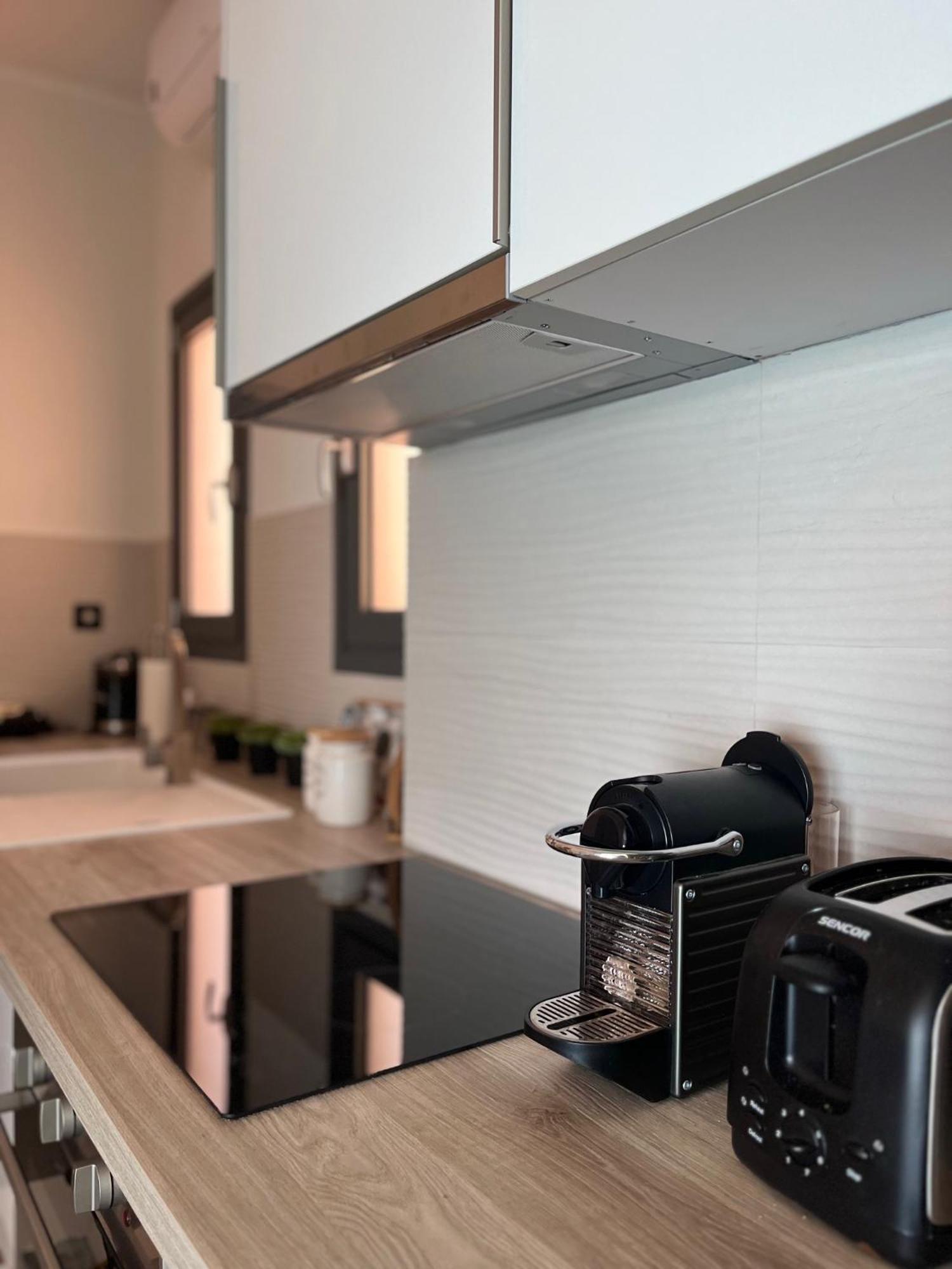 Christellie Luxury Apartment Kiaton Bagian luar foto